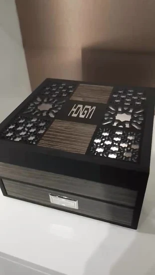 カスタムロゴとプリントされたギフトセットが入った高級木製香水ボックス
